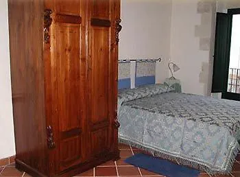 Le Botti Di Pietra Hotel 2*